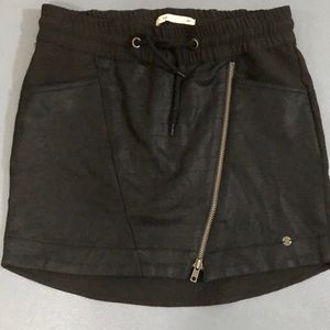 IKKS Girls black textured skirt w/ zipper sz 12